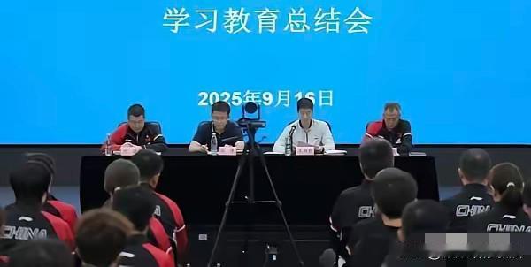 澳门赛总结：王励勤“重点称赞 ”3 个人

王楚钦：王楚钦在本次大赛，一个人扛起