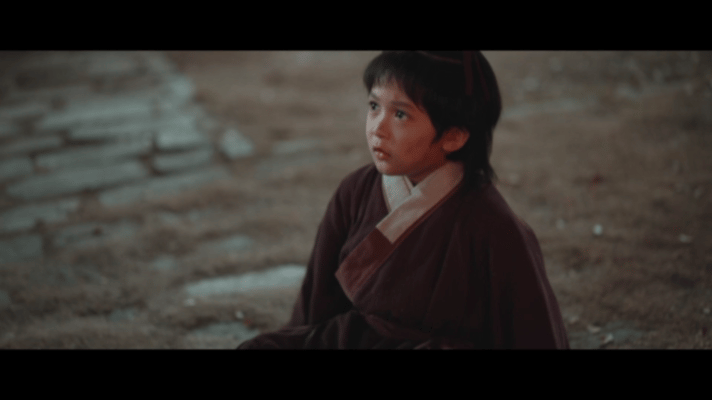 古装剧孩童终于不梳大人发型了 强装大人的违和感终于结束了，家业小孩造型回归真实太
