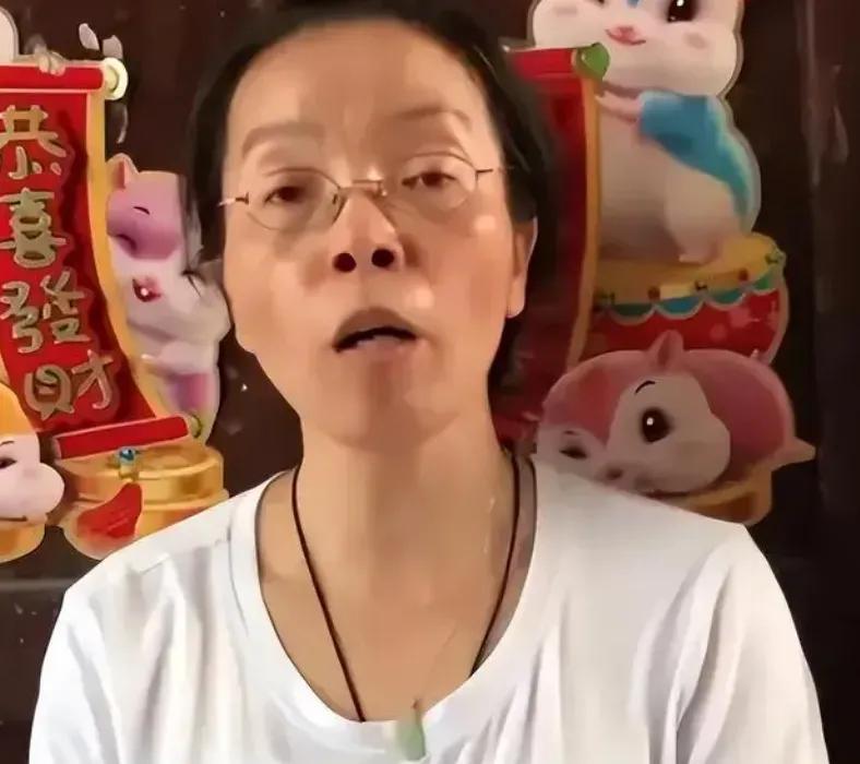 “没有1500万，这房子我绝不同意拆除！”广州贪心“钉子户”梁蓉，30多平的房屋