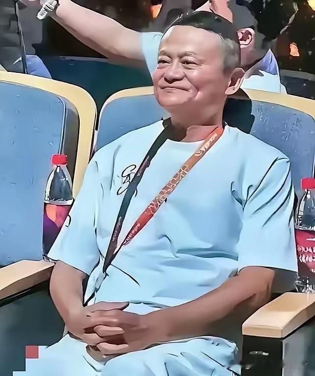 关于面相学，到底可信度有多高呢？

其实它到底有多神奇我不清楚！

我就是觉得全