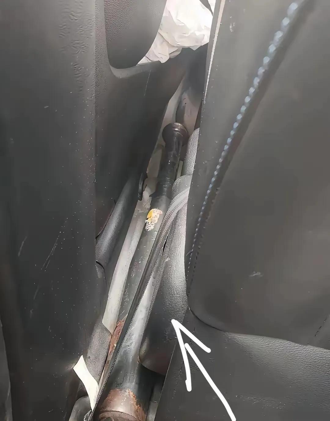 刚上车，司机师傅车上这个是干什么的