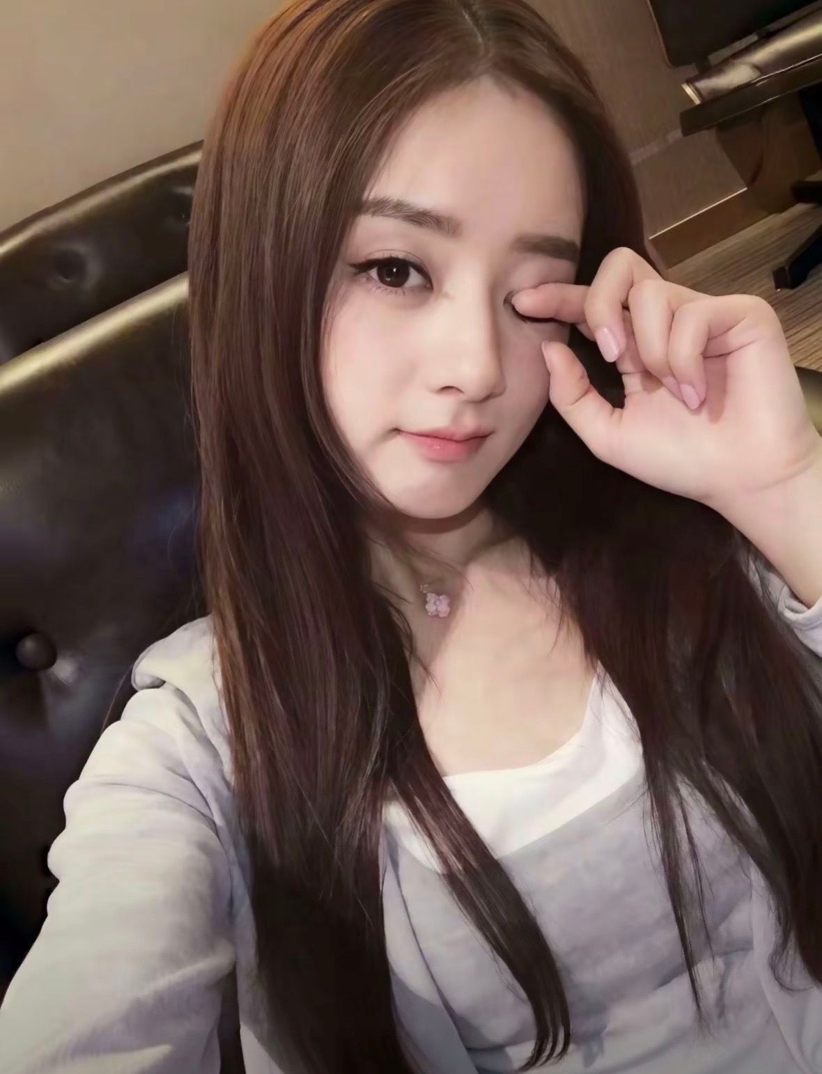 赵丽颖一向是什么年龄做什么事赵丽颖这状态绝了！每个阶段都活的通透又努力~赵丽颖