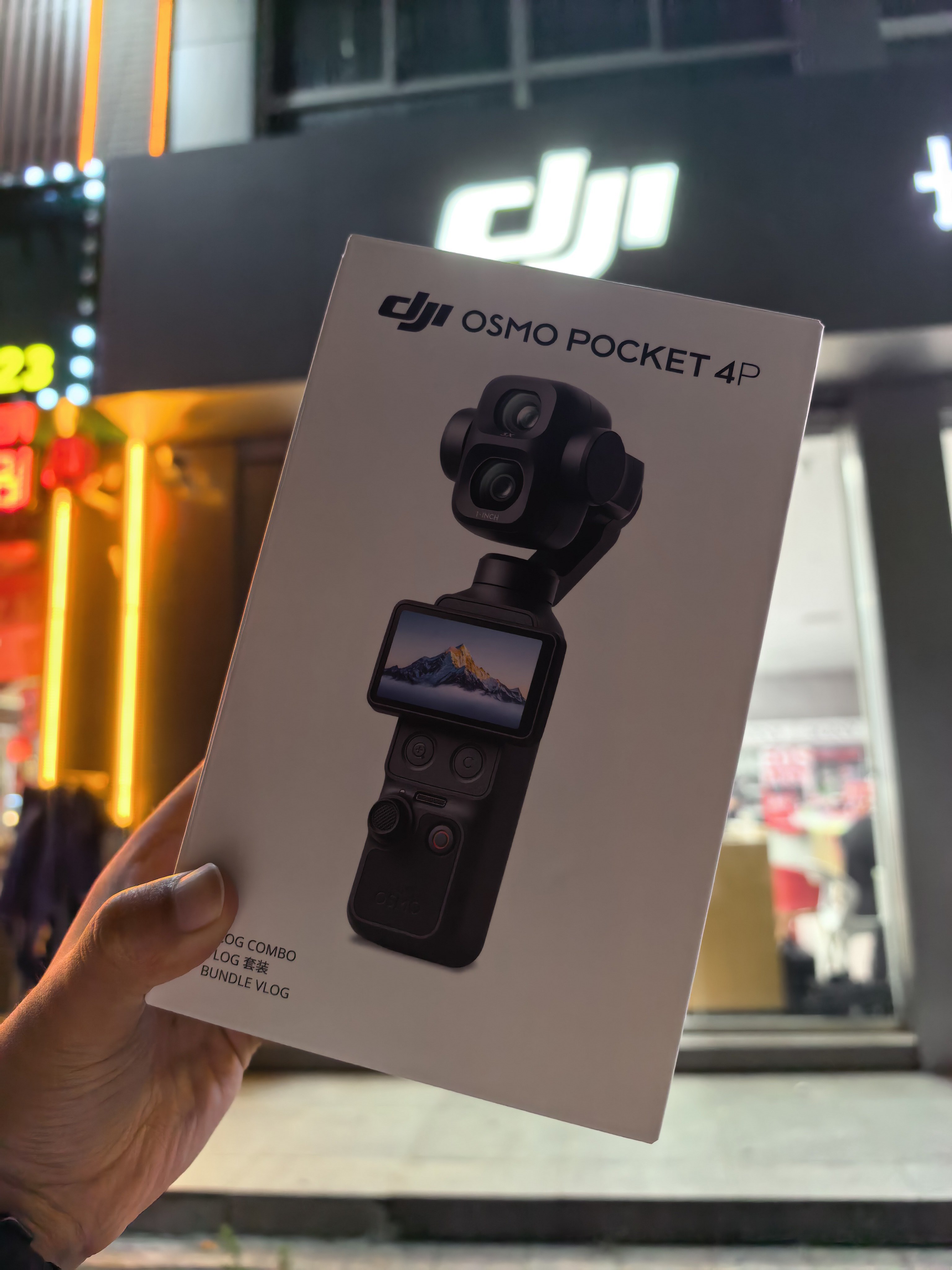 哥的大疆Pocket 4P vlog套装拿到了
