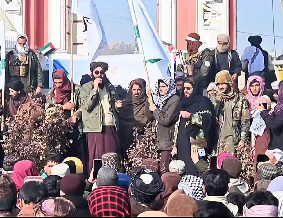 最新消息！
阿富汗爆发内战！
在阿富汗北部活动的抵抗阵线与阿塔之间发生了迎接规模