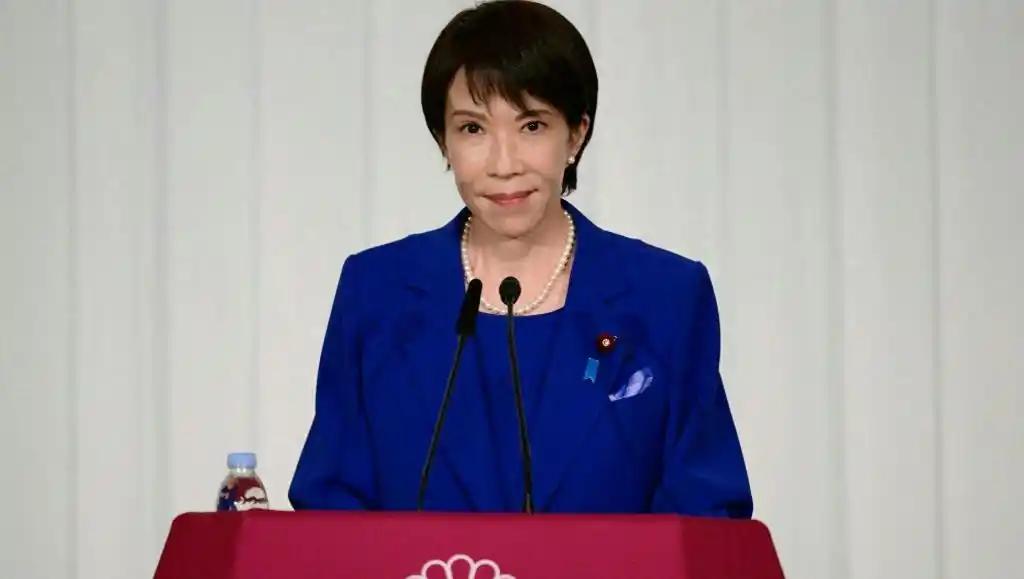 最近娱乐圈和游戏圈接连发生的事，看似毫无关联，却都绕不开 “尊重底线” 这个话题