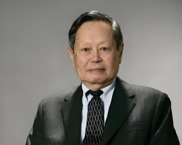 杨振宁将清华薪资，诺贝尔奖金捐献出来，看到金额，才知道多伟大！

1997 年，