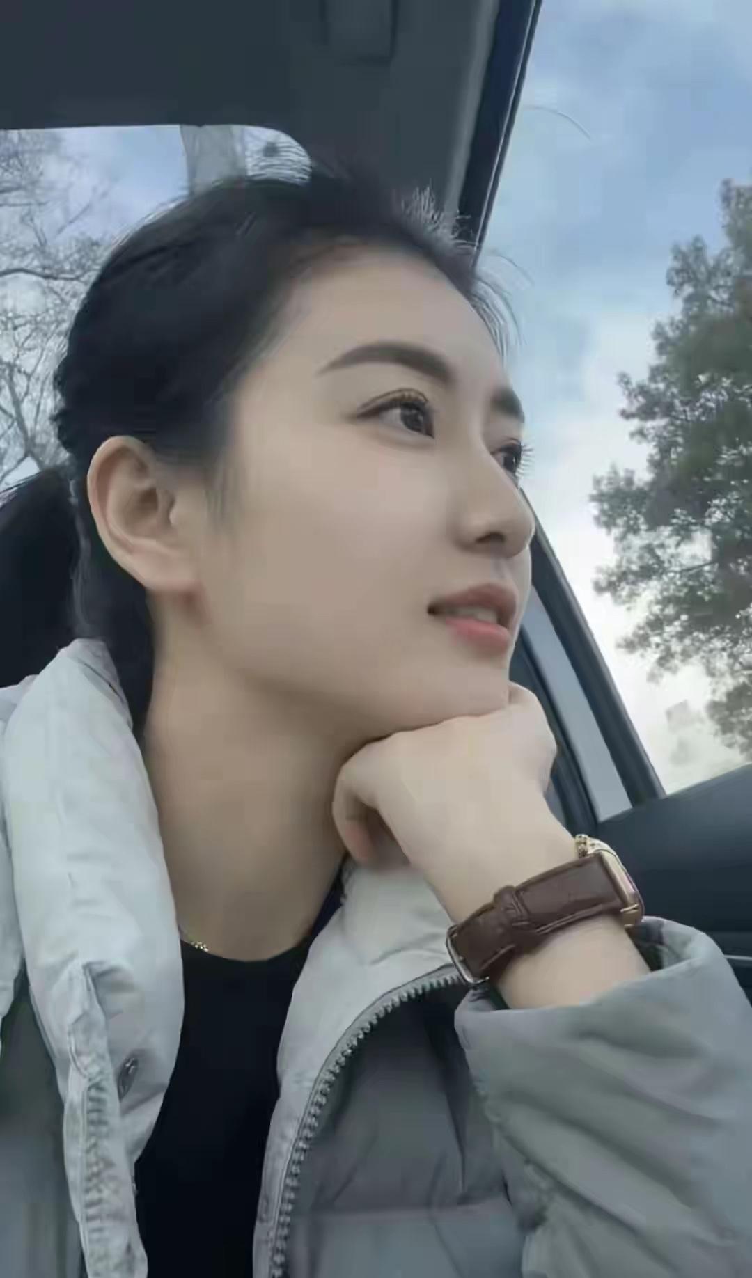 温柔善良，干干净净，贤妻良母，勤劳智慧的女人