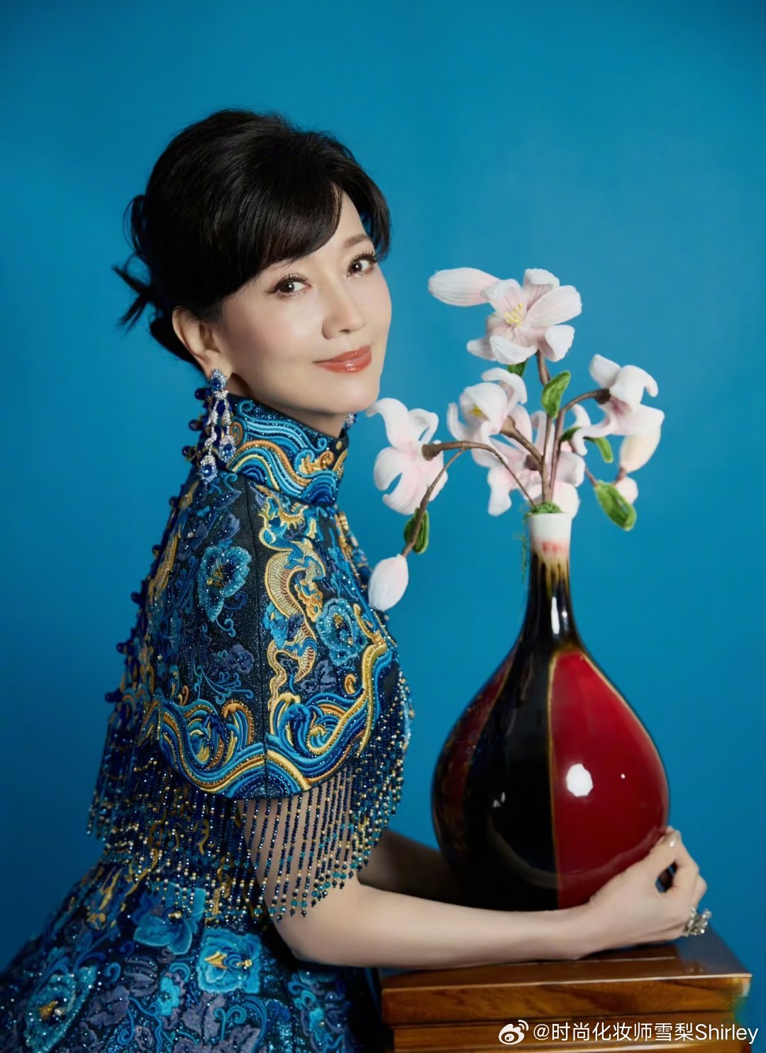 百花奖红毯夏一秒上妆 赵雅芝｜优雅永不过时！六礼·九龙壁高定亮相百花奖💙东方风