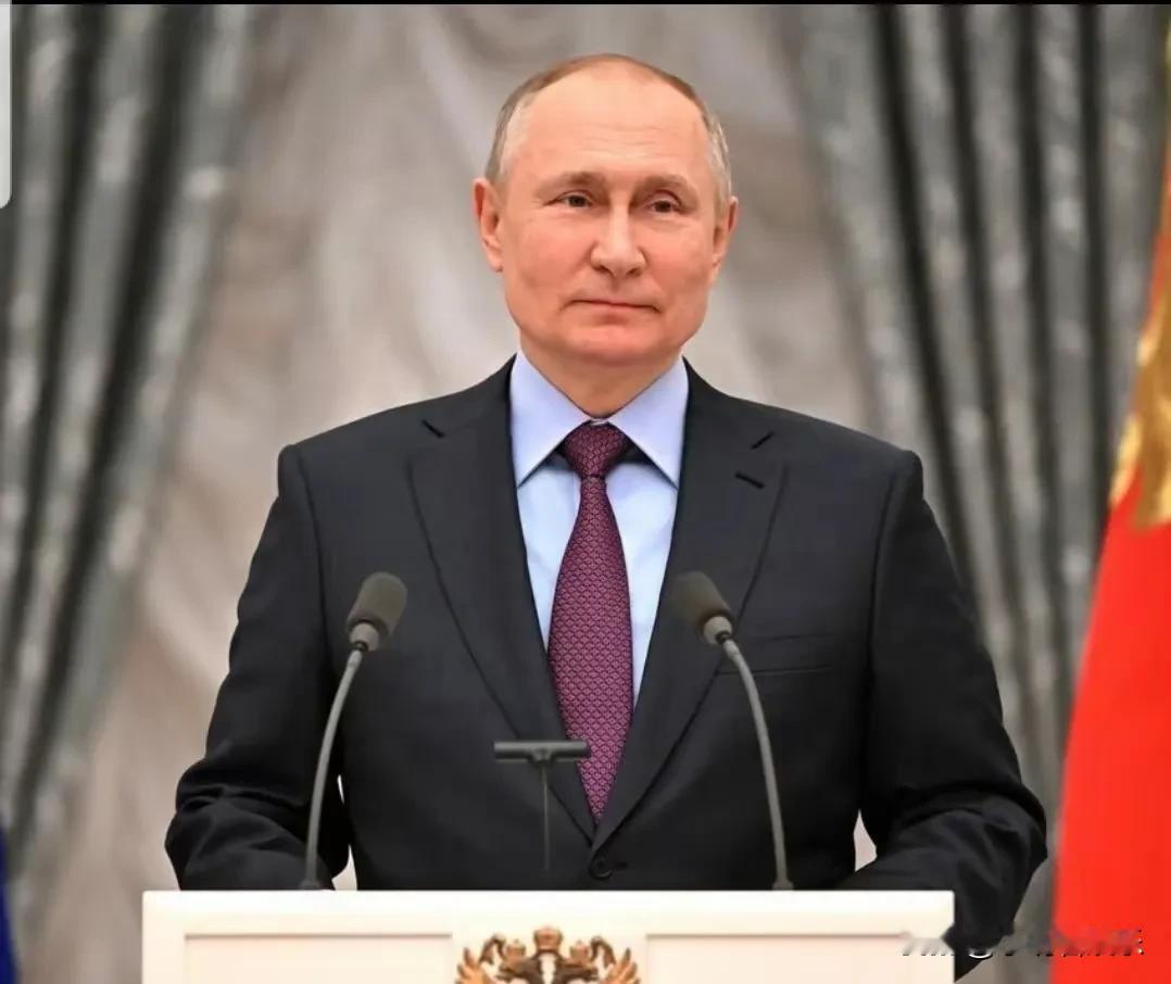 英国首相基尔·斯塔默表示： 
俄罗斯正在乌克兰发动侵略战争。立即无条件停火才是第