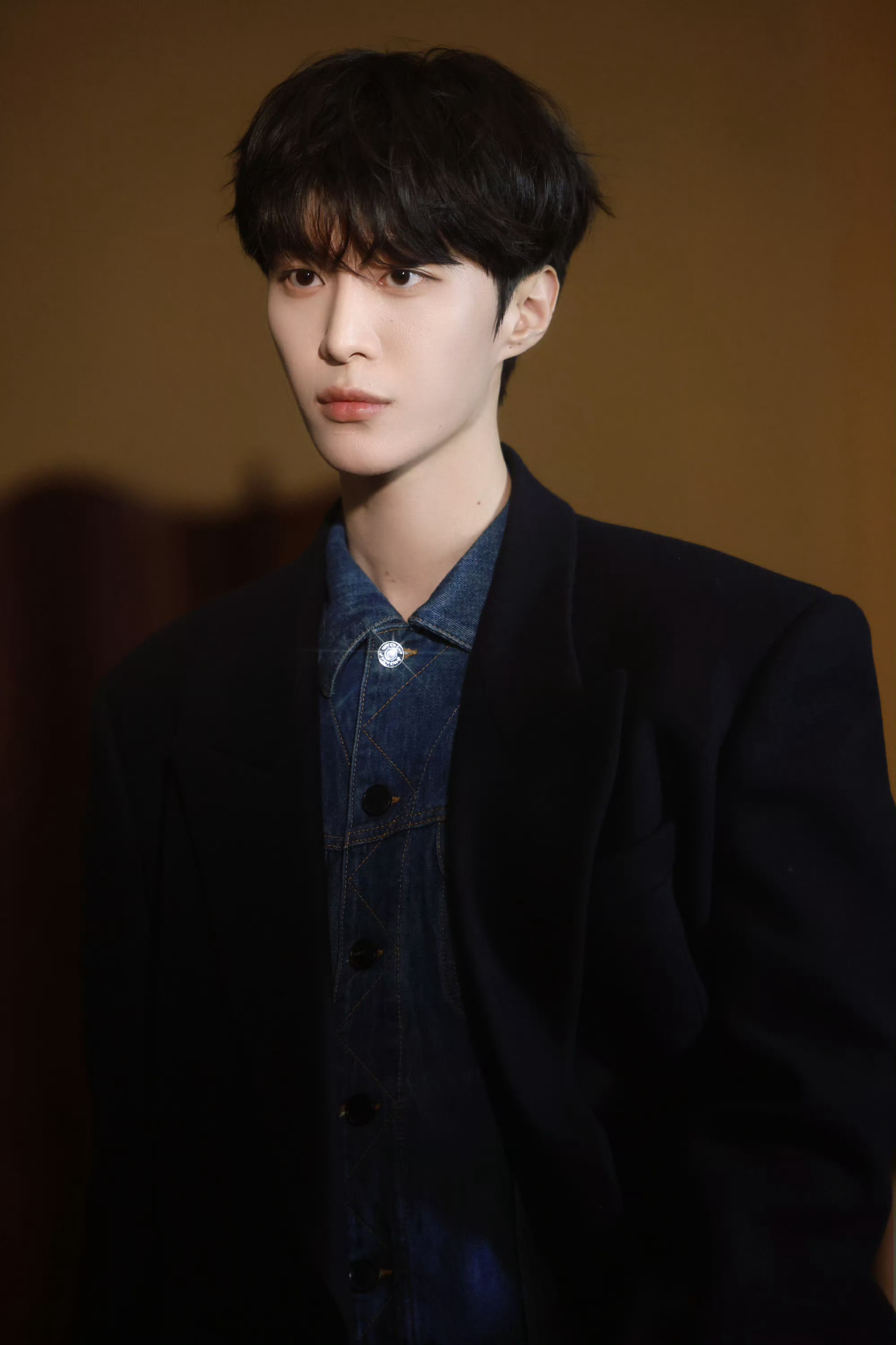 范丞丞的身材很曼妙 网络热词“曼妙身材”近期与演员范丞丞关联，掀起一波讨论。其工