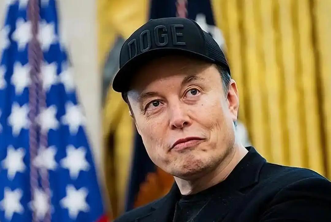 我们应该相信，马斯克是清白的！尽管马斯克曾发邮件询问亿万富翁爱泼斯坦，何时是前往