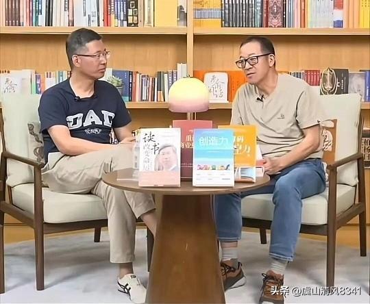 老俞敏洪在此次老主播集体退出事件中为啥稳坐钓鱼台？俞敏洪之所以能“稳坐钓鱼台”，