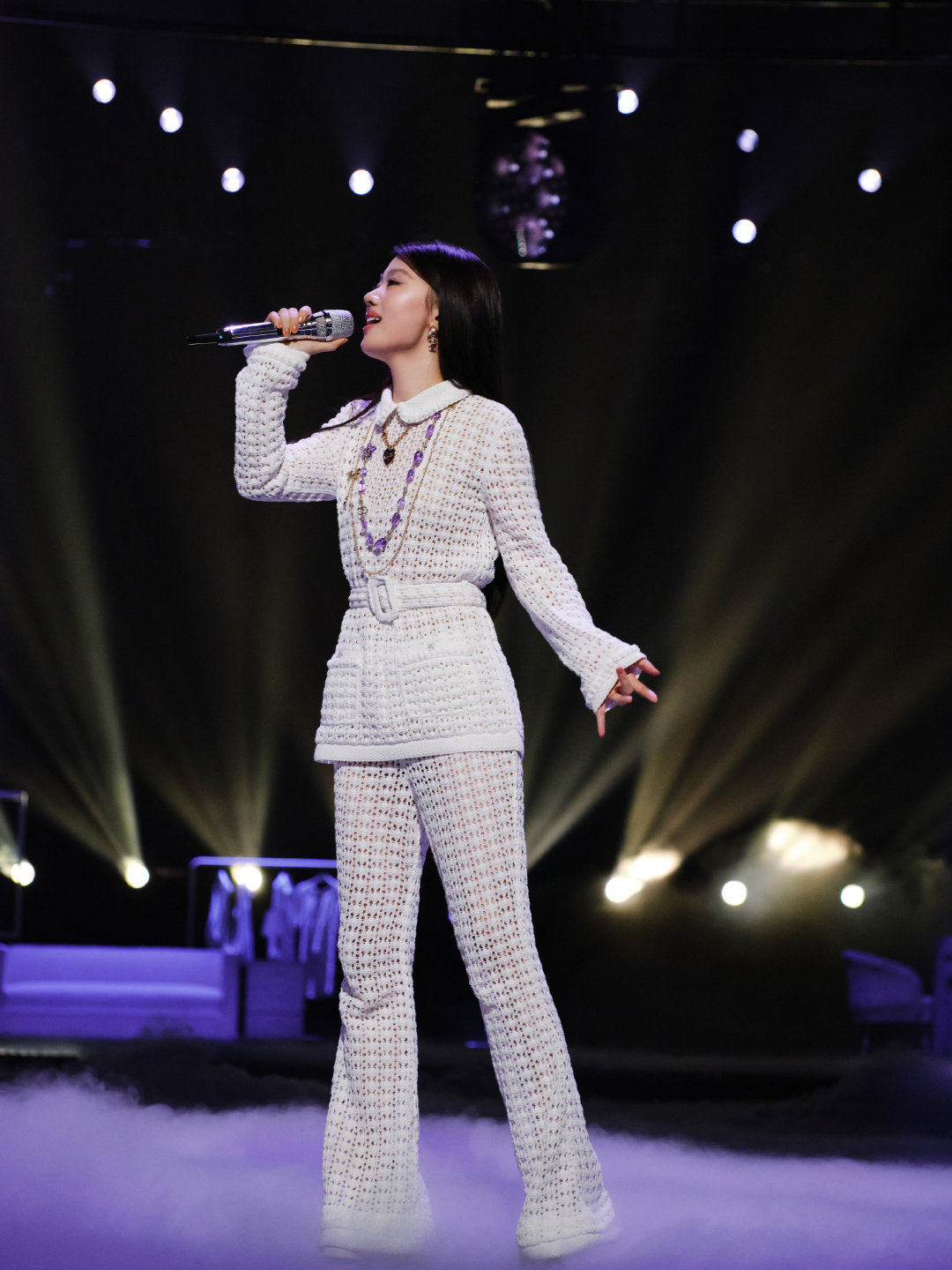 单依纯 江苏卫视大雅之堂单依纯江苏卫视八连唱全程高能，还大喊江苏卫视大爆大爆，单