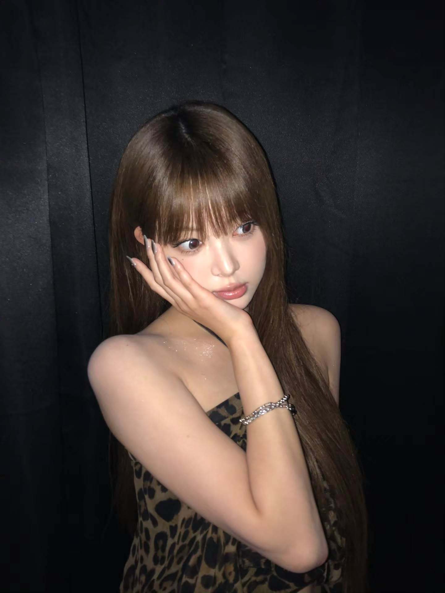 LESSERAFIM🐥微笑忙内洪恩採 【IG】260626 洪恩採更新🤎 