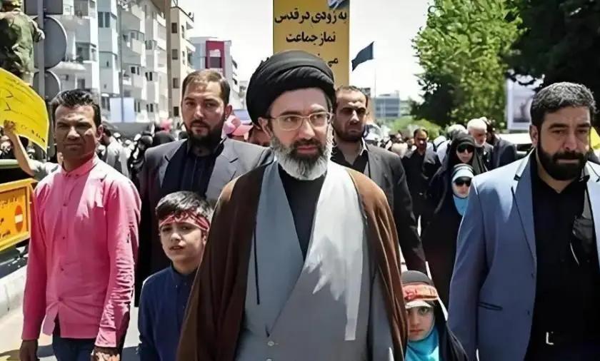 伊朗宣布，伊朗最高领袖还活着，但是，不能录制任何影像，也不能录制声音！这是因为，