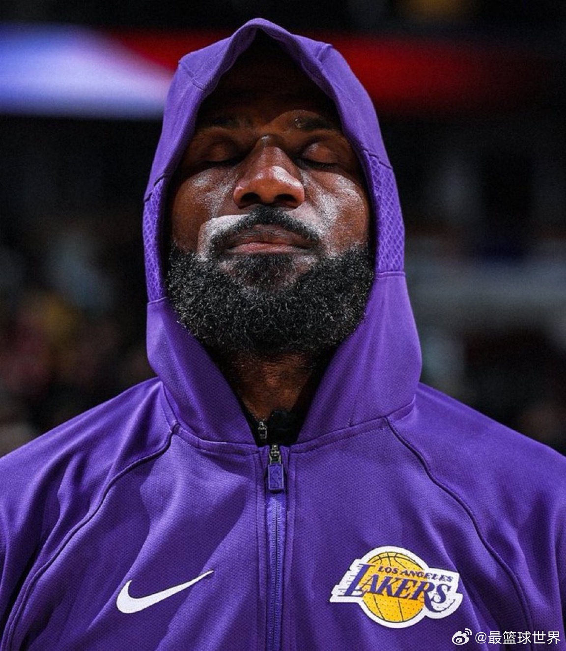 湖人队可能的季后赛首发阵容：Marcus Smart Jake LaRavia 