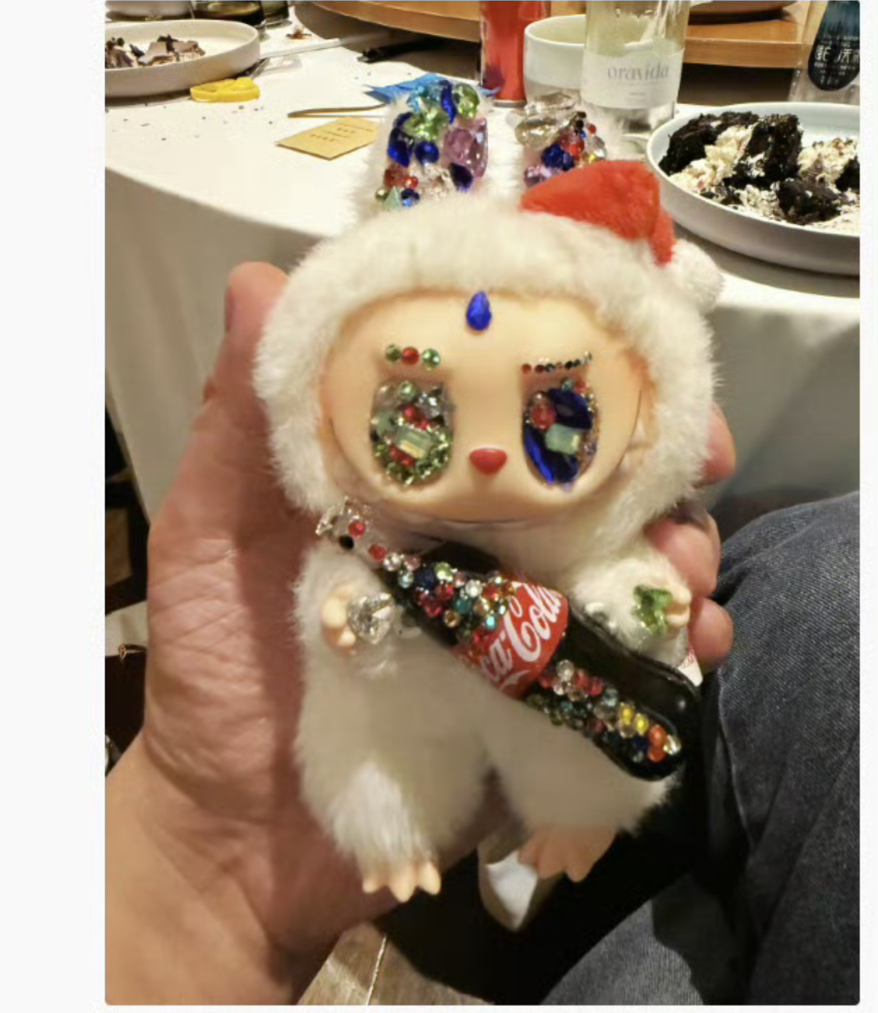于正的Labubu对不起，我只觉得有点吓人[哈哈][哈哈]眼睛那儿 ​​​