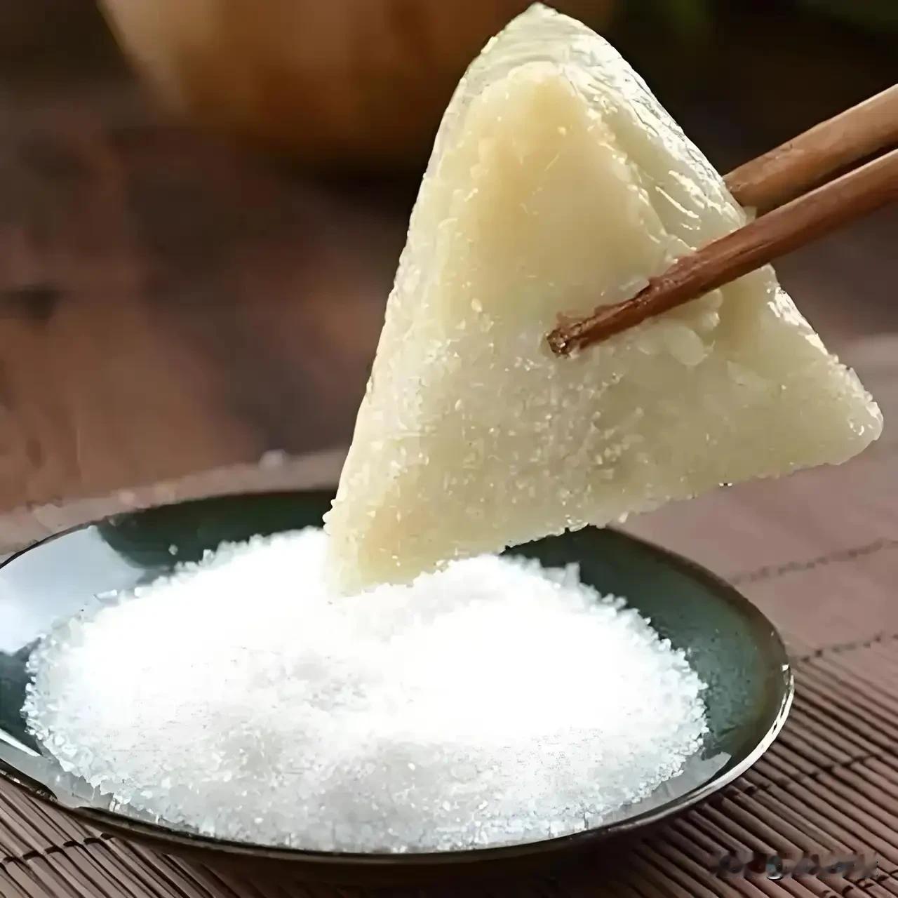 粽子，包的是糯米，吃的是情怀！可以说，粽子是端午节的灵魂，端午节不吃粽子，算不上