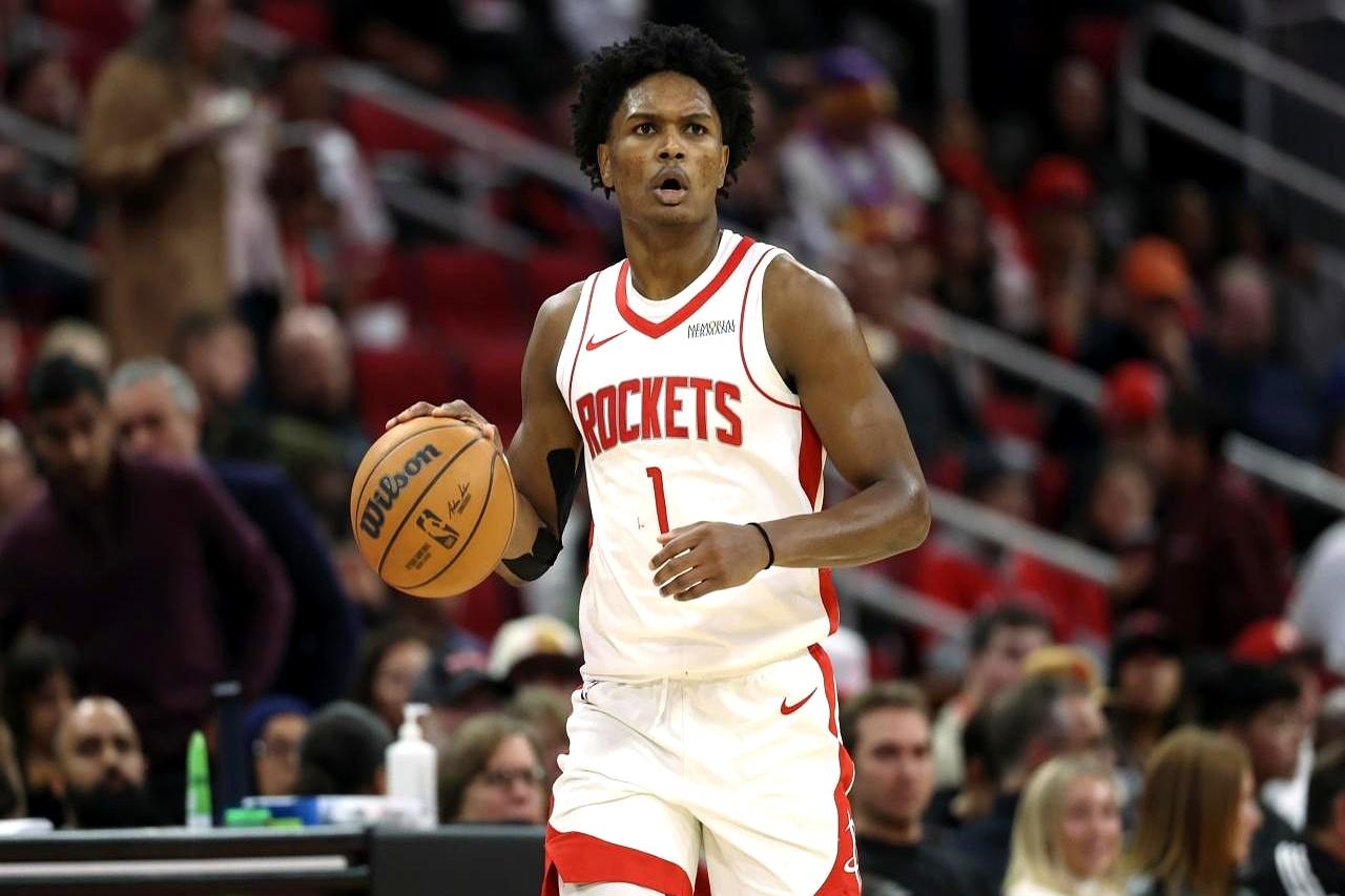 罚球猛涨12%！火箭1号位在进化
 

去年夏天他把68%的罚球扔进桶，现在80