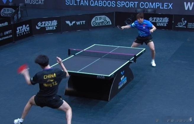 2026年1月21日WTT马斯喀特常规挑战赛男单1/16决赛黄油（黄友政）3-0