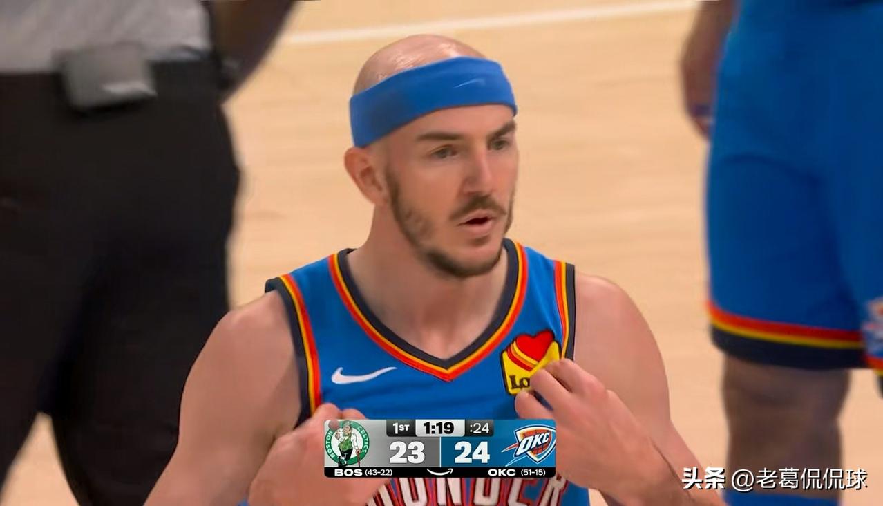 雷霆大将卡鲁索的三分球真是没救了！虽然今天雷霆在主场以104：102力克凯尔特人