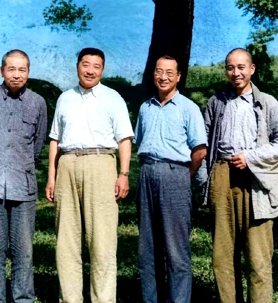 敢把这话撂出来的，心里多少都有点底。
四位要是能一眼全认出来，那可不是光翻过几篇