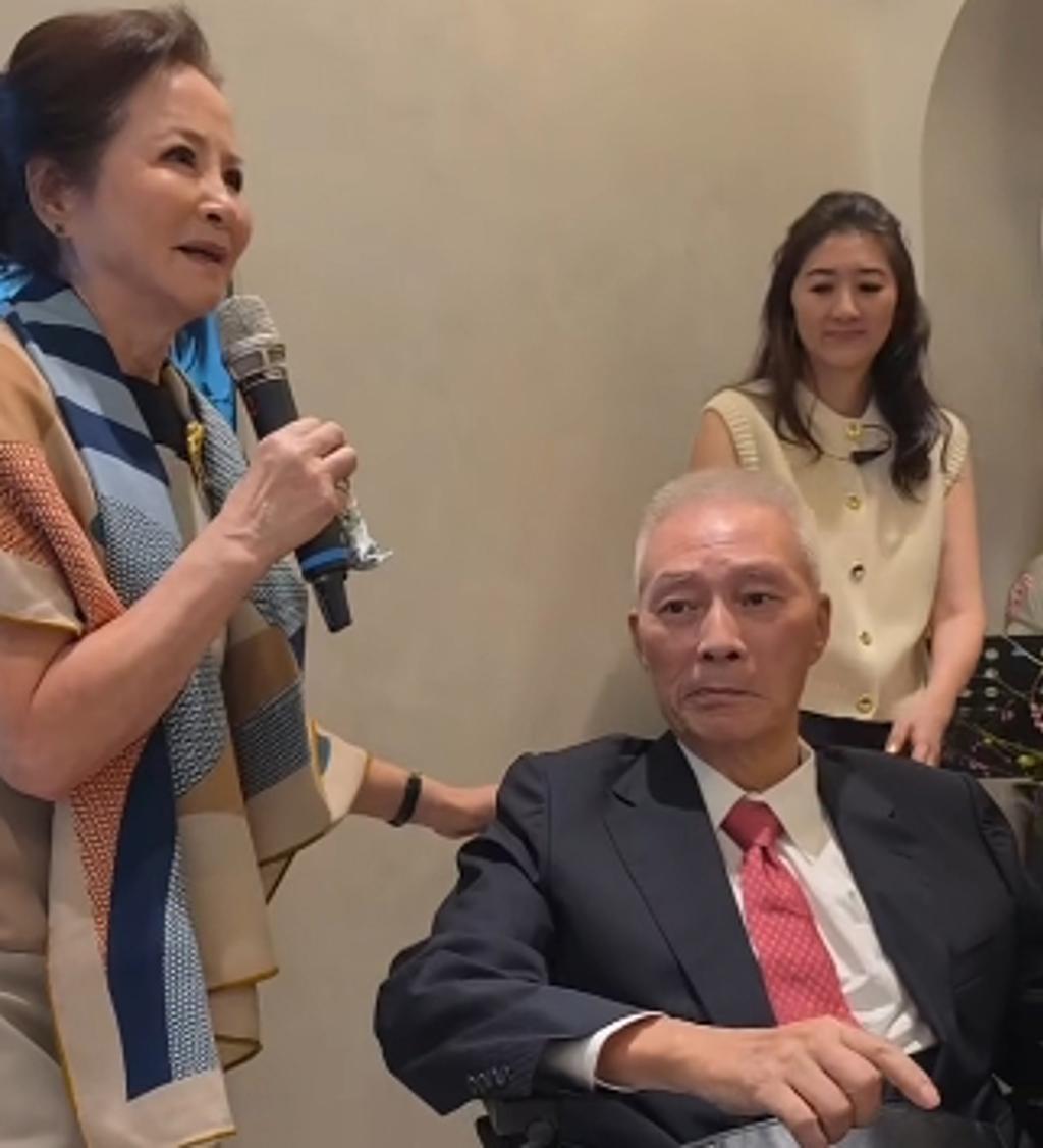 李秀姬分享吴敦义最新状况，精神状况可以。
78岁的吴敦义，10月17日在家人全程