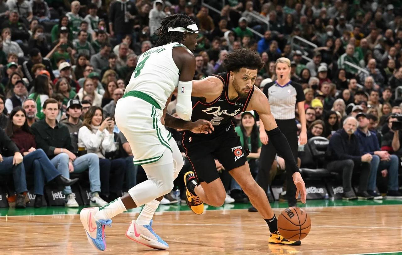 NBA年度最悲催的球队，底特津-活塞队！
球队当家球星康宁汉姆因扭伤膝盖将缺席数