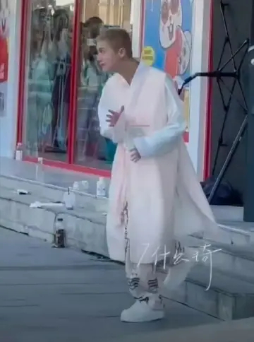 ：完全不做形象管理的一个入 