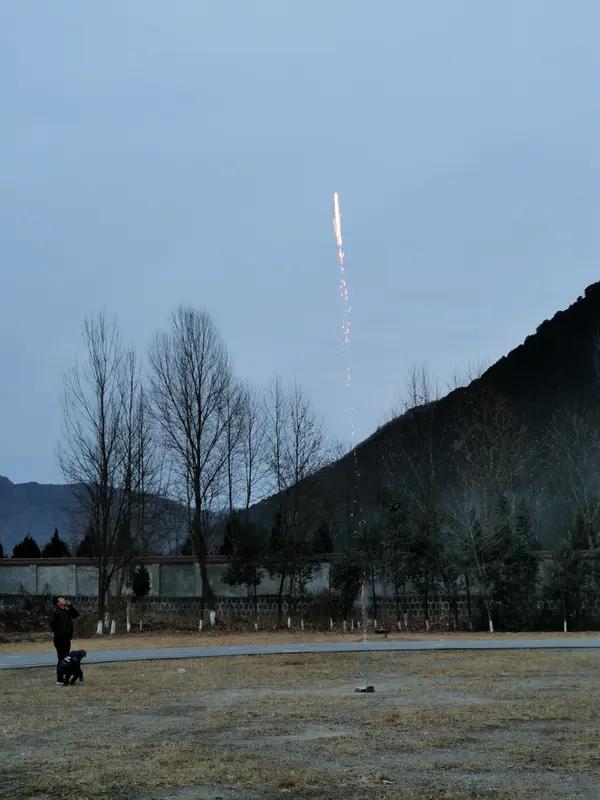 中国是允许个人发射卫星的。长光卫星技术有限公司综合办公室主任韦树波表示，私人出资