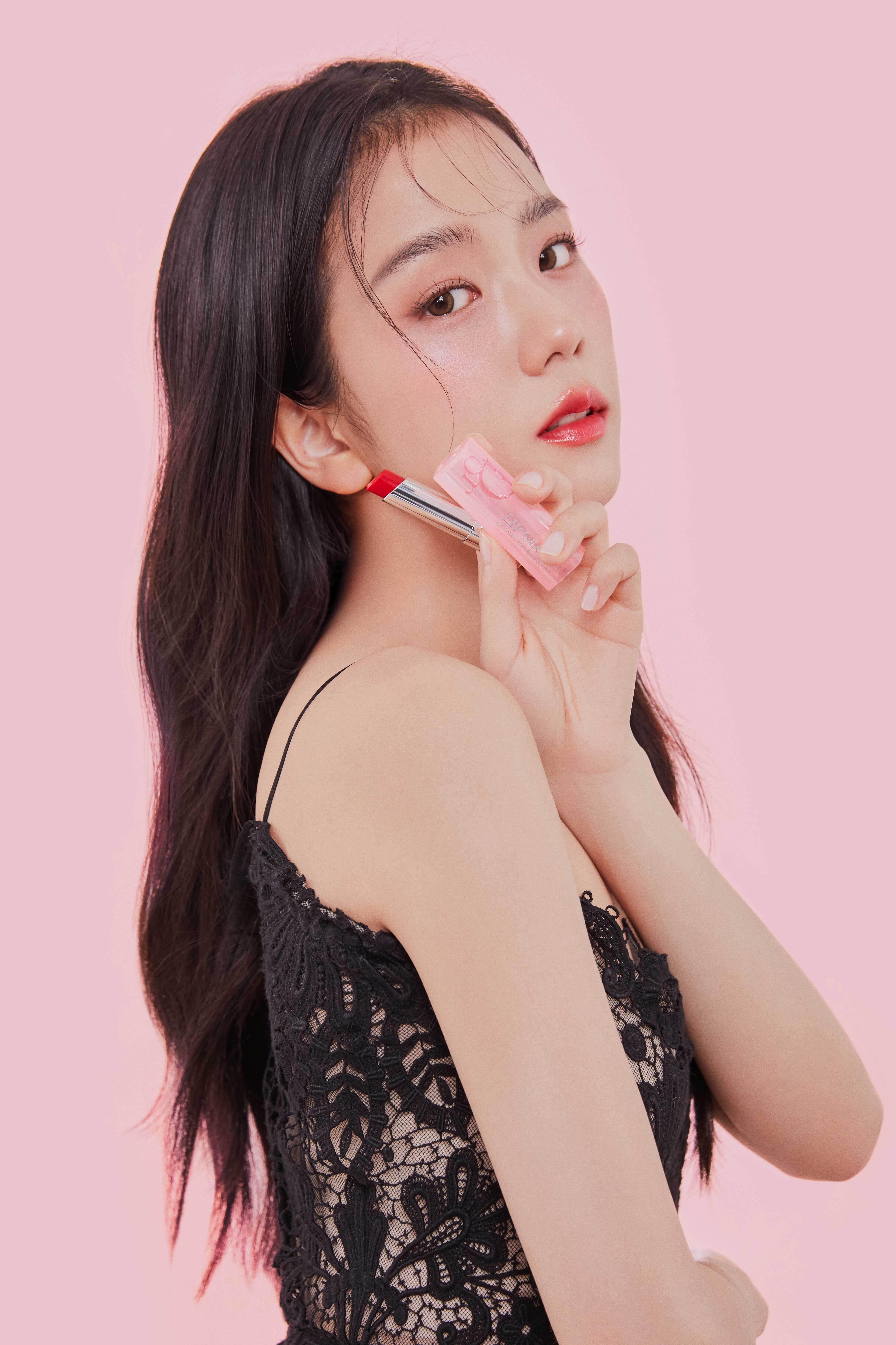 Jisoo x Dior 