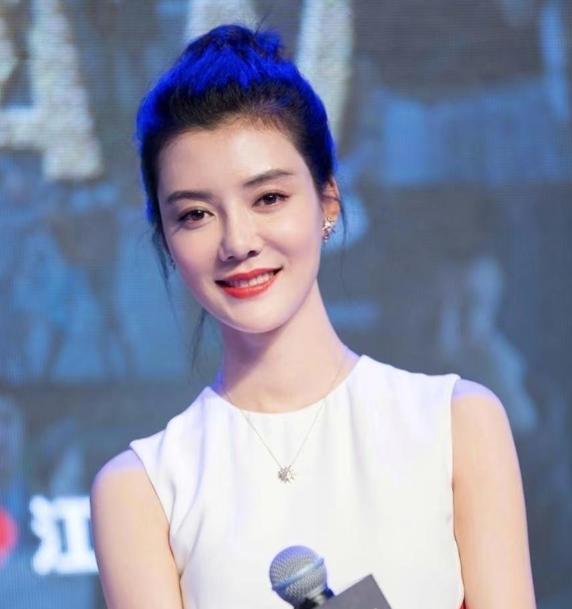 2009年，李兆会在“天上人间”花费880万，将全场宾客的单都买了。最后他因为高