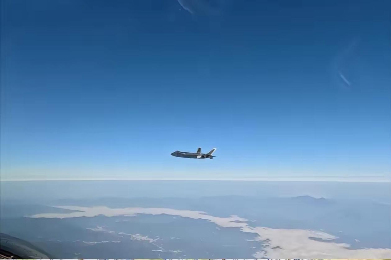 1月8日，美国媒体《军事观察》消息称，他们根据解放军“正义使命2025”演习时公