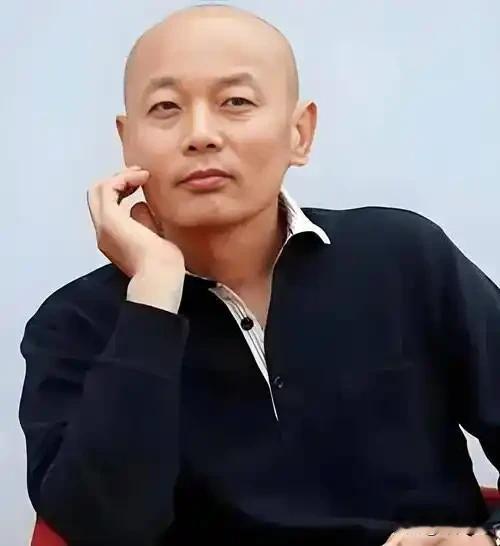 演员傅彪去世。那个认他儿子做干爹的是否尽了义务？


2005年，著名演员傅彪因