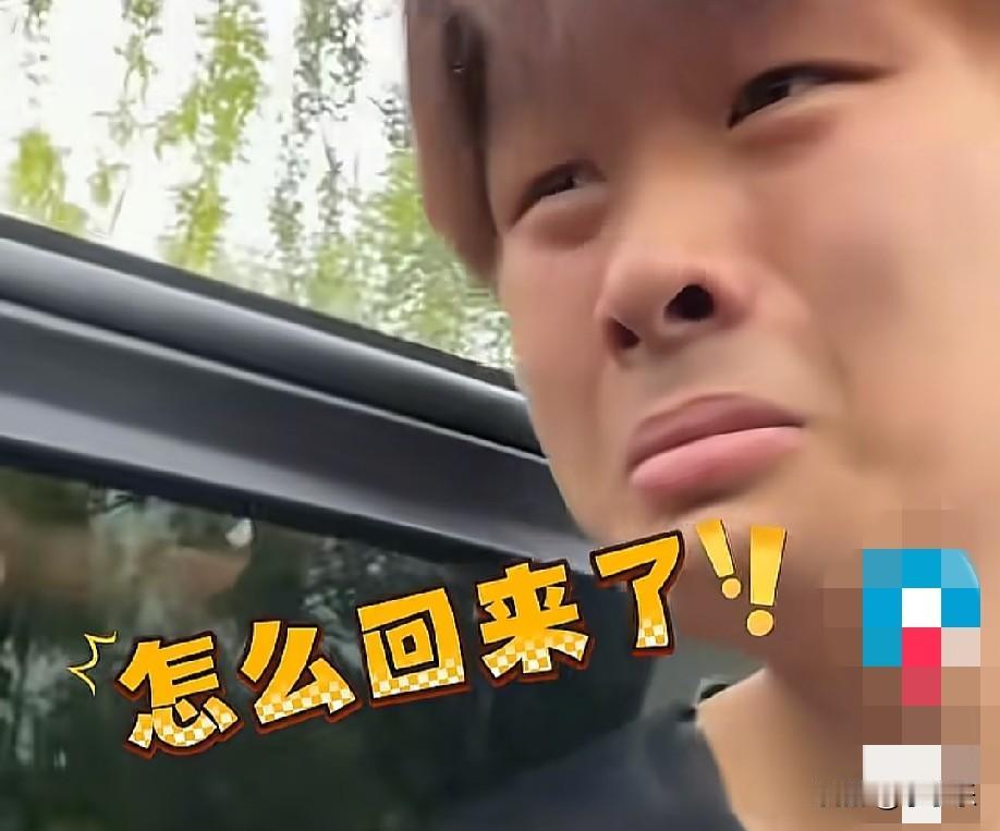 7月9日，黑龙江一小伙在学校过18岁成长礼，5个姐姐原本说没有时间不过来了，结果