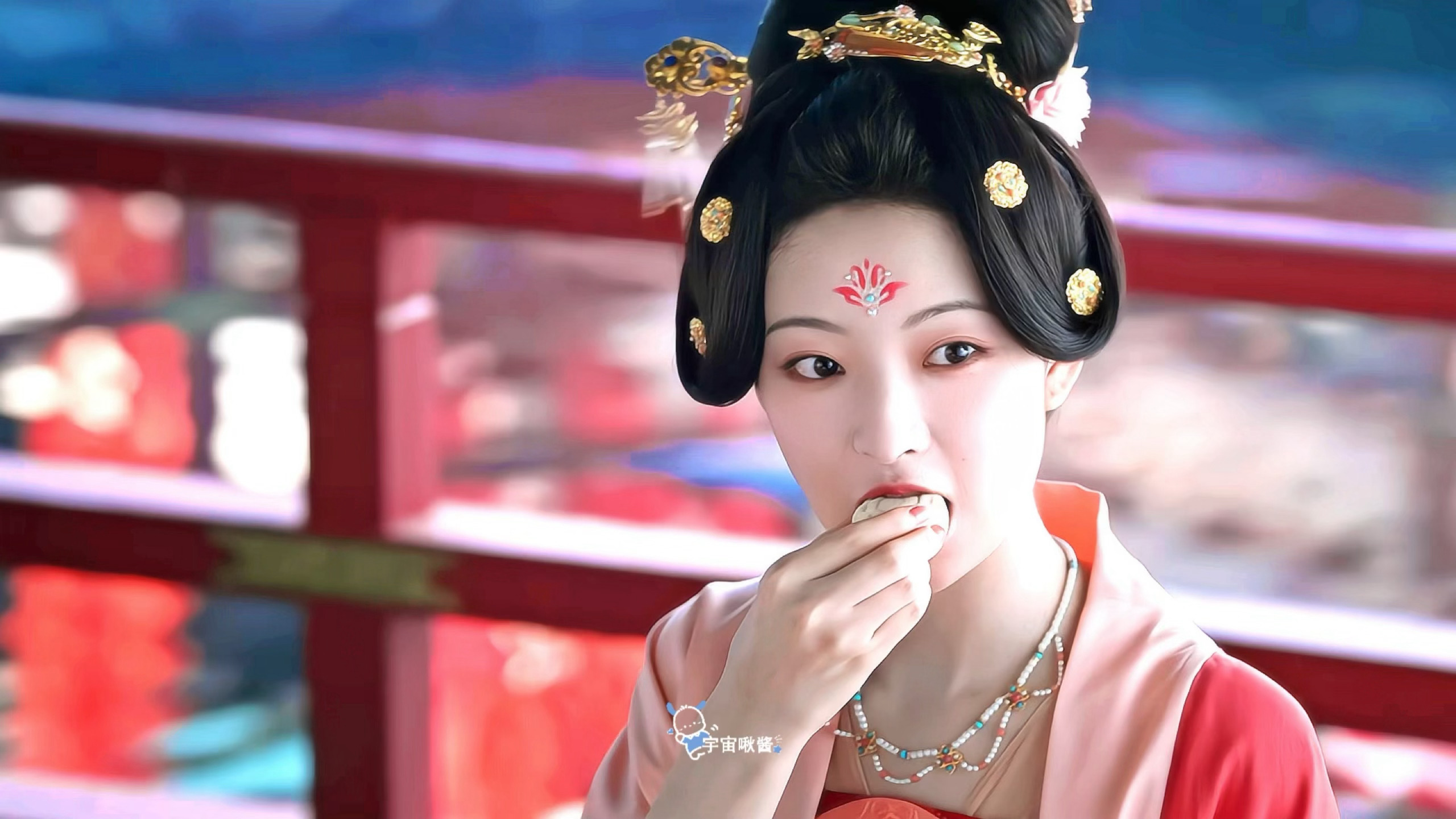 莫离 杨舒伊的叶莹演的还挺可爱的哈哈哈，傲娇大小姐，娇纵演得一点都不招人烦，反而