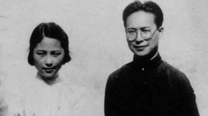 1929年，沈从文给自己的女学生张兆和写情书：“我爱你的灵魂，更爱你的肉体。”张