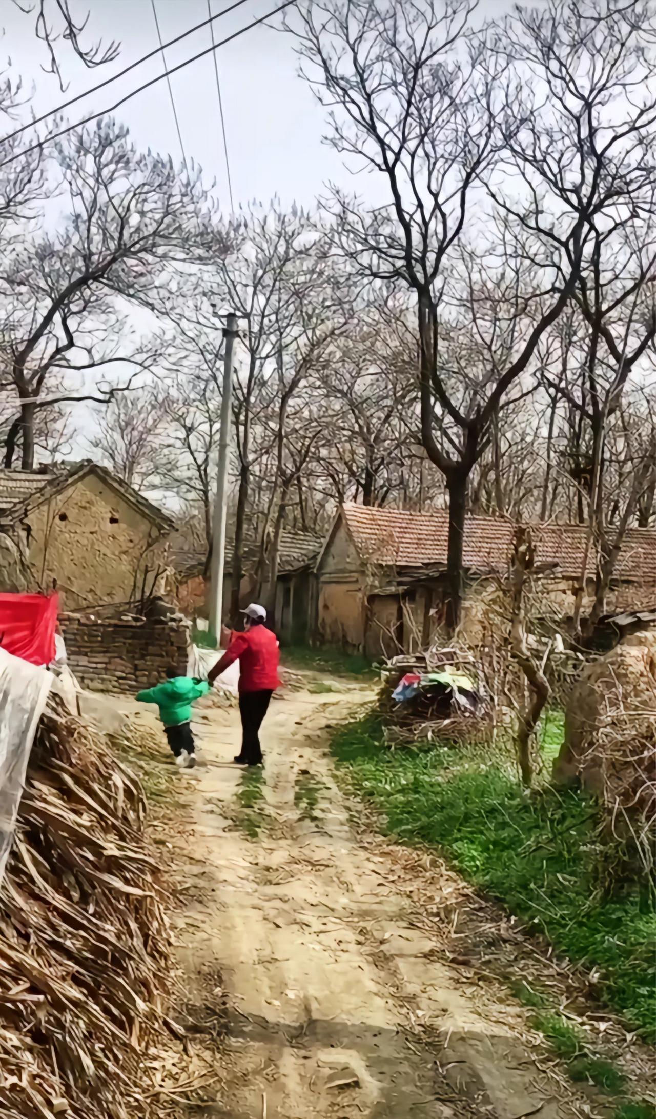 乡愁。家乡的景色故事，儿时的回忆，一一