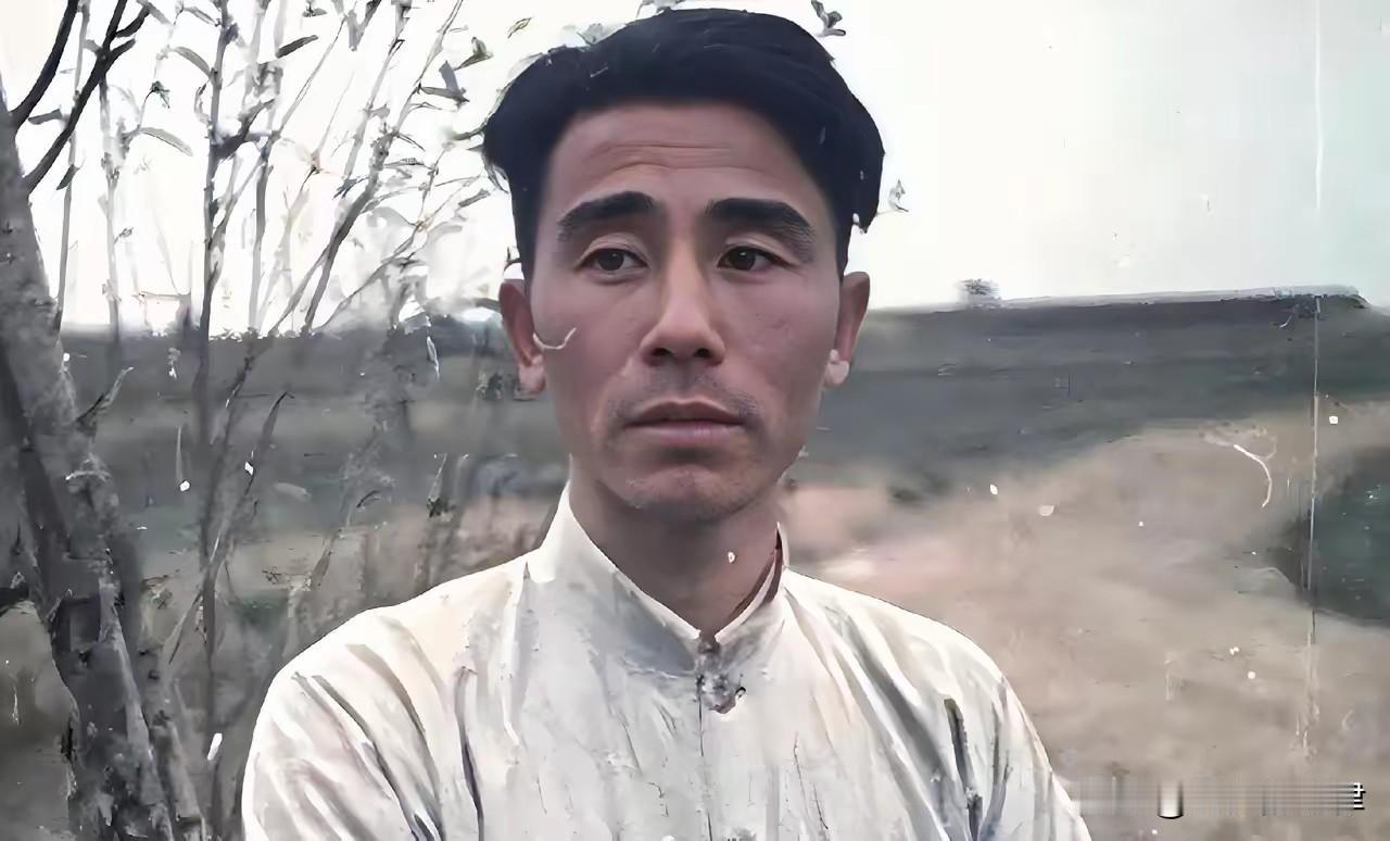 1947年地下党员临刑绝食！房东厉声叮嘱：必须好好吃，字字藏救命生机
 
194