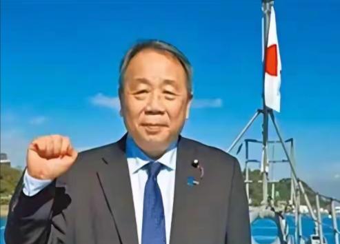 毫无底线！彻底刷新认知！入籍日本的华裔政客石平公然踩破民族底线，高调登上日本海上