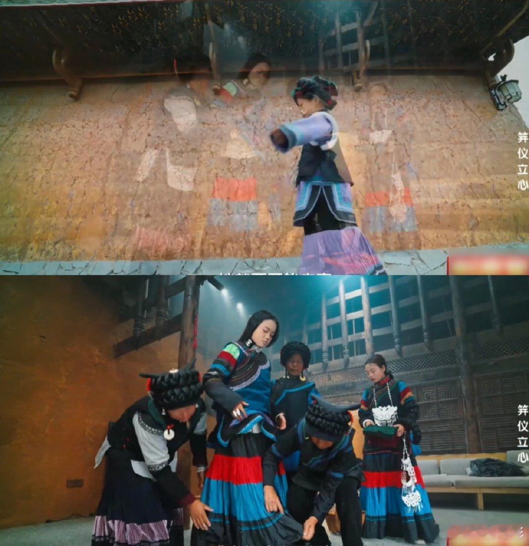 四川凉山女孩只有单数岁时才能成年长辈轻声诉说祝愿，理顺发丝更换头帕，仪式点滴皆是