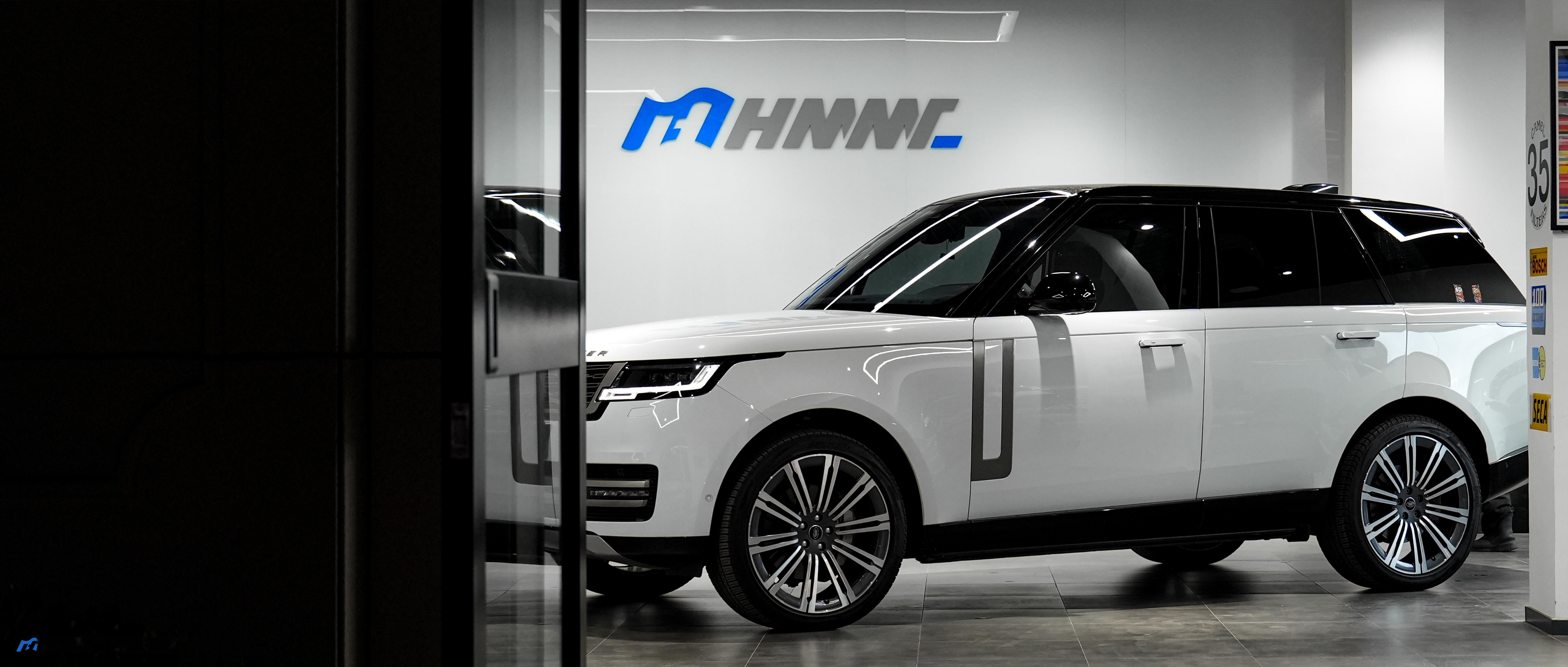 开揽胜，获得的是一种被默认的份量它不说话，却帮你完成了许多个初次沟通 