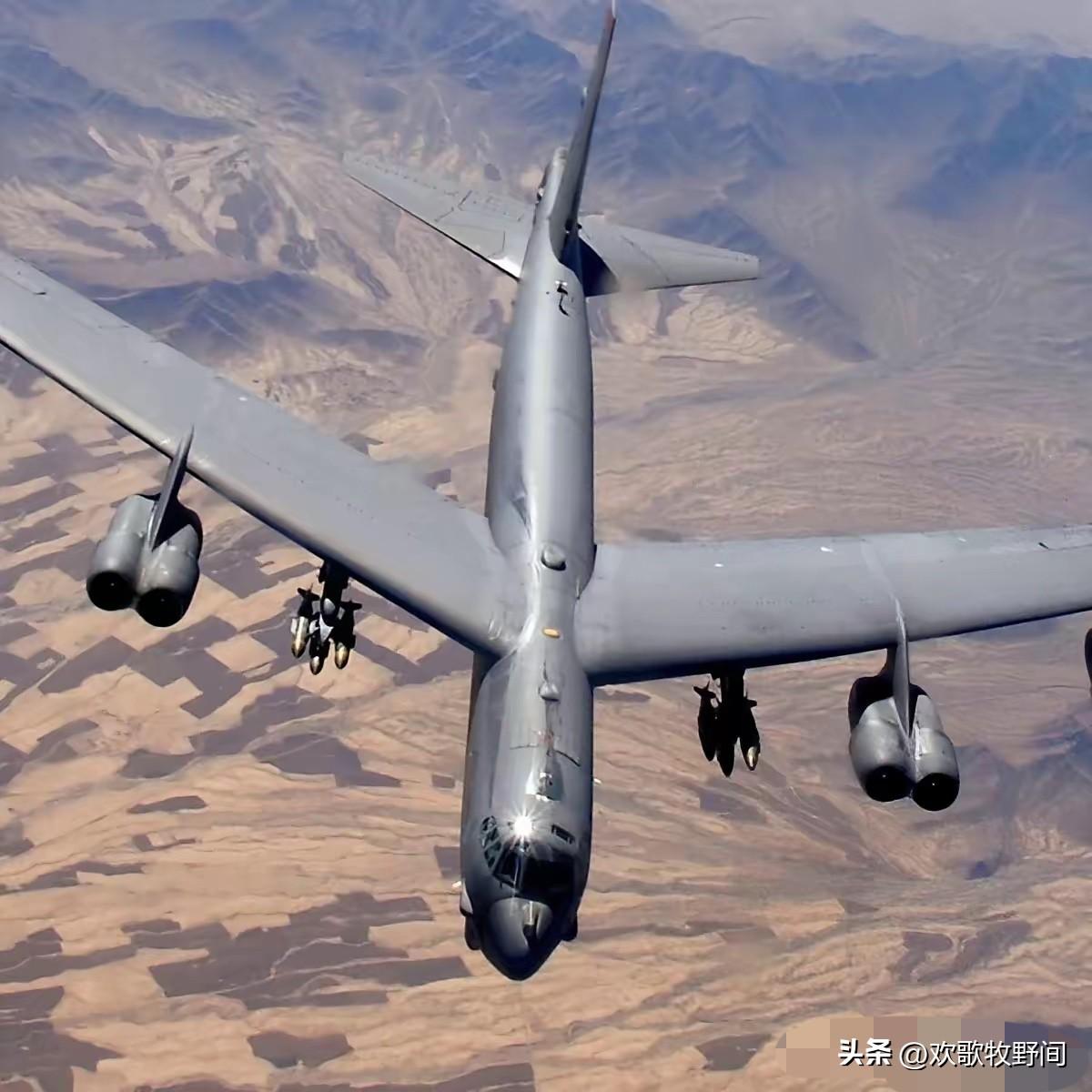 美国中央司令部宣布从3号开始B-52同温层堡垒轰炸机开始参与到对伊朗的空中打击。