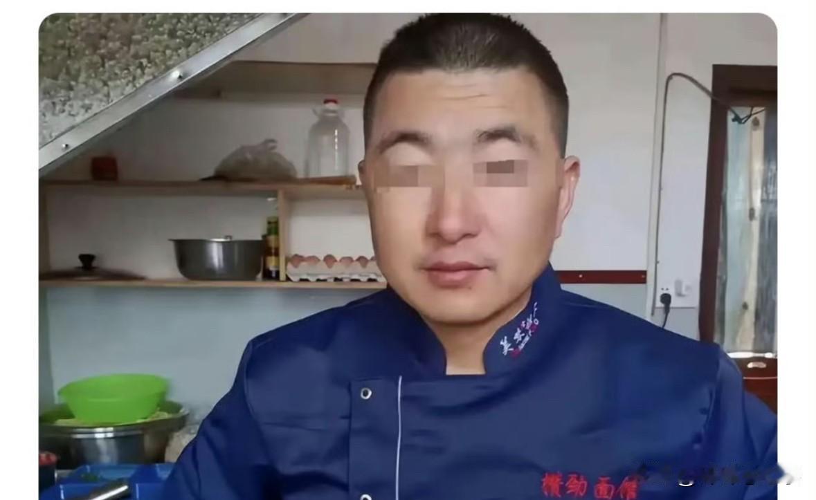 五个小时的折磨，藏着多少痛！
光是想想就浑身发冷。
五个小时的殴打，最后把人按进