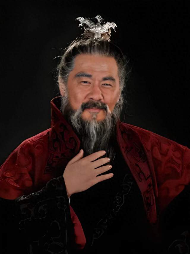 曹丕称帝：篡位的一出戏