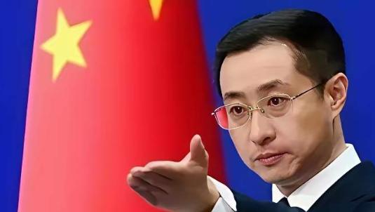 中国眼下面临的最大问题，不是台湾问题，不是与美国的问题，也不是与日本的问题，中国