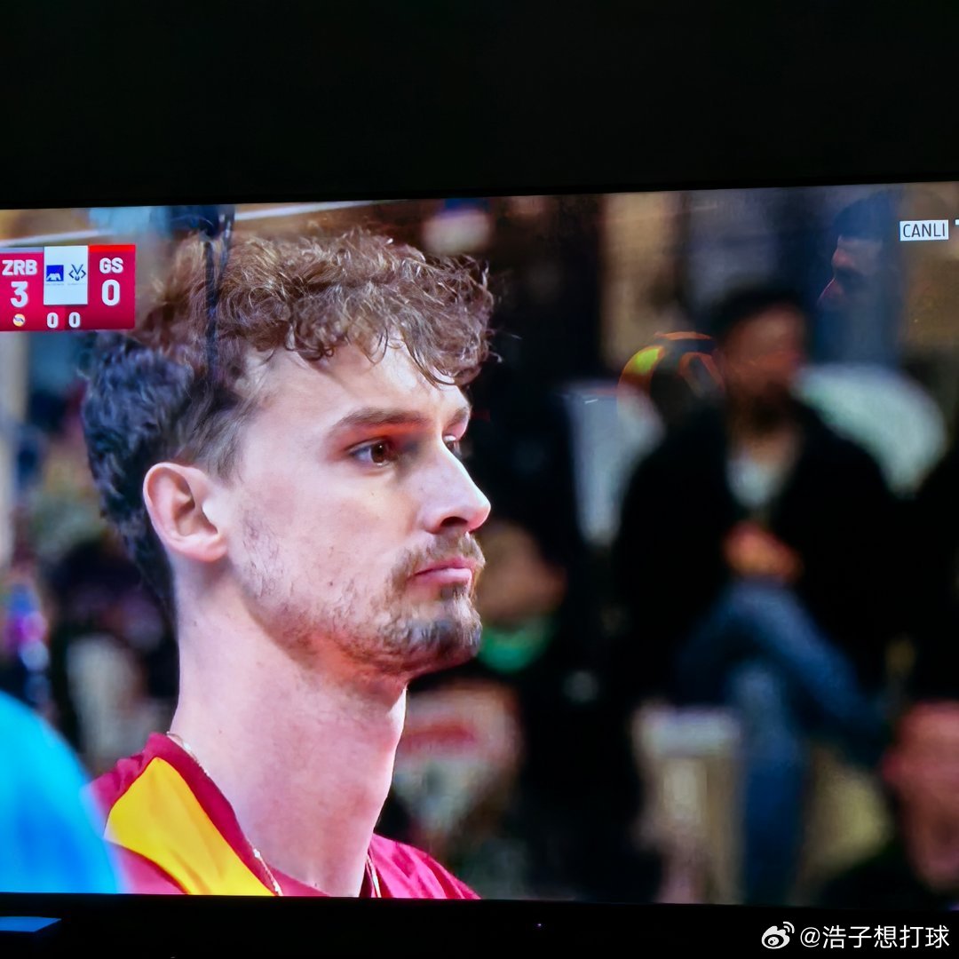 看会儿Patry的挣扎表演再睡吧，希望别也是一边倒… 