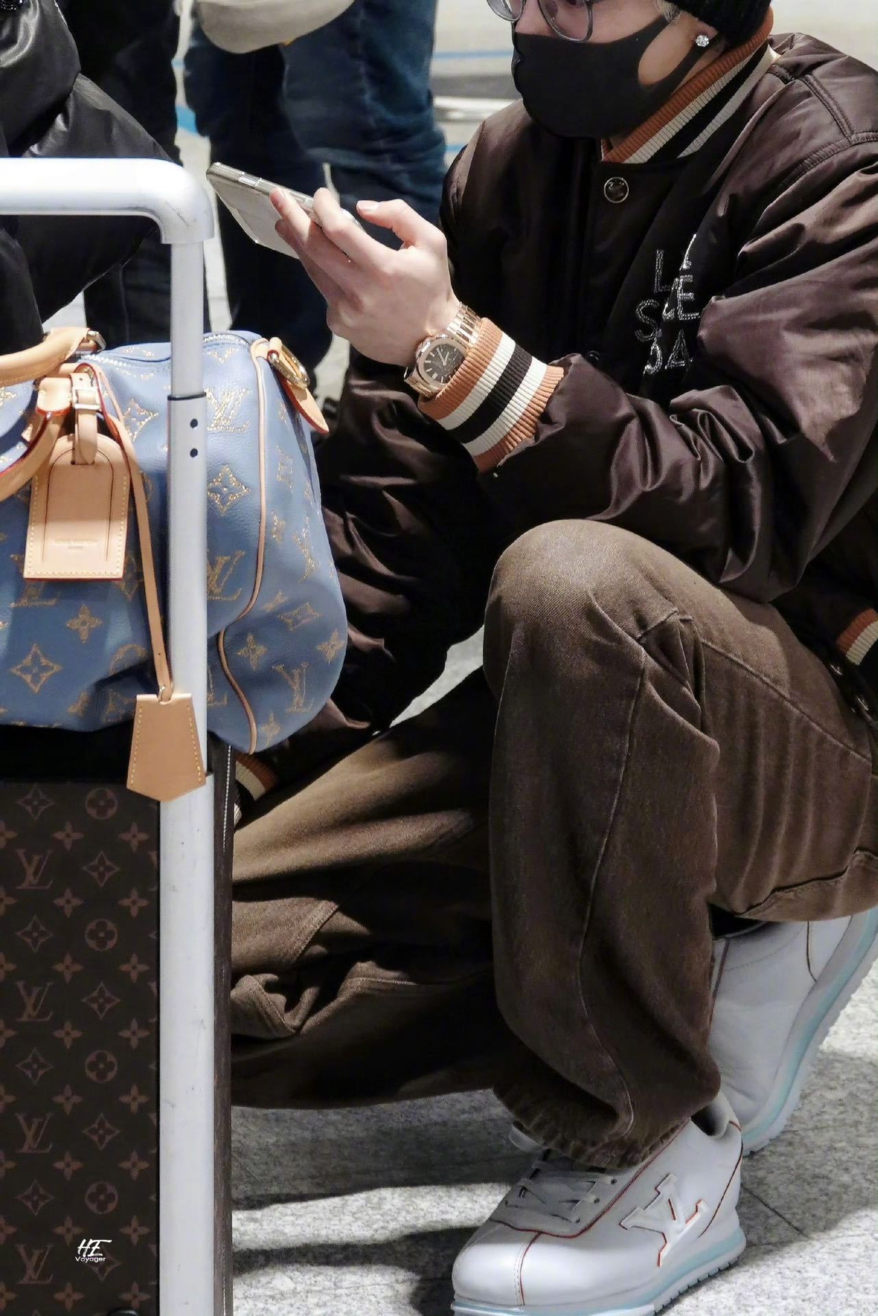 疑似王鹤棣网传女友去了演唱会 看到粉丝的澄清了 原来是路人！刚刚结束澳门演唱会，