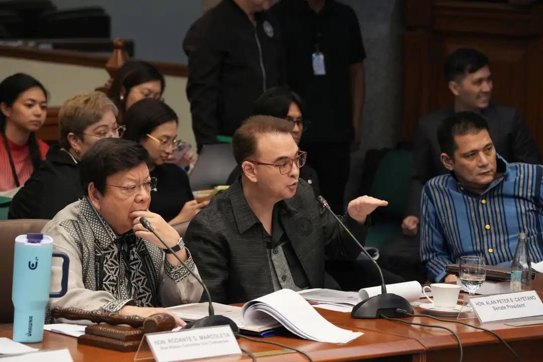 这场“特殊”的听证会还是开了！
6月4日，卡耶塔诺阵营主导的蓝带委员会举行听证会
