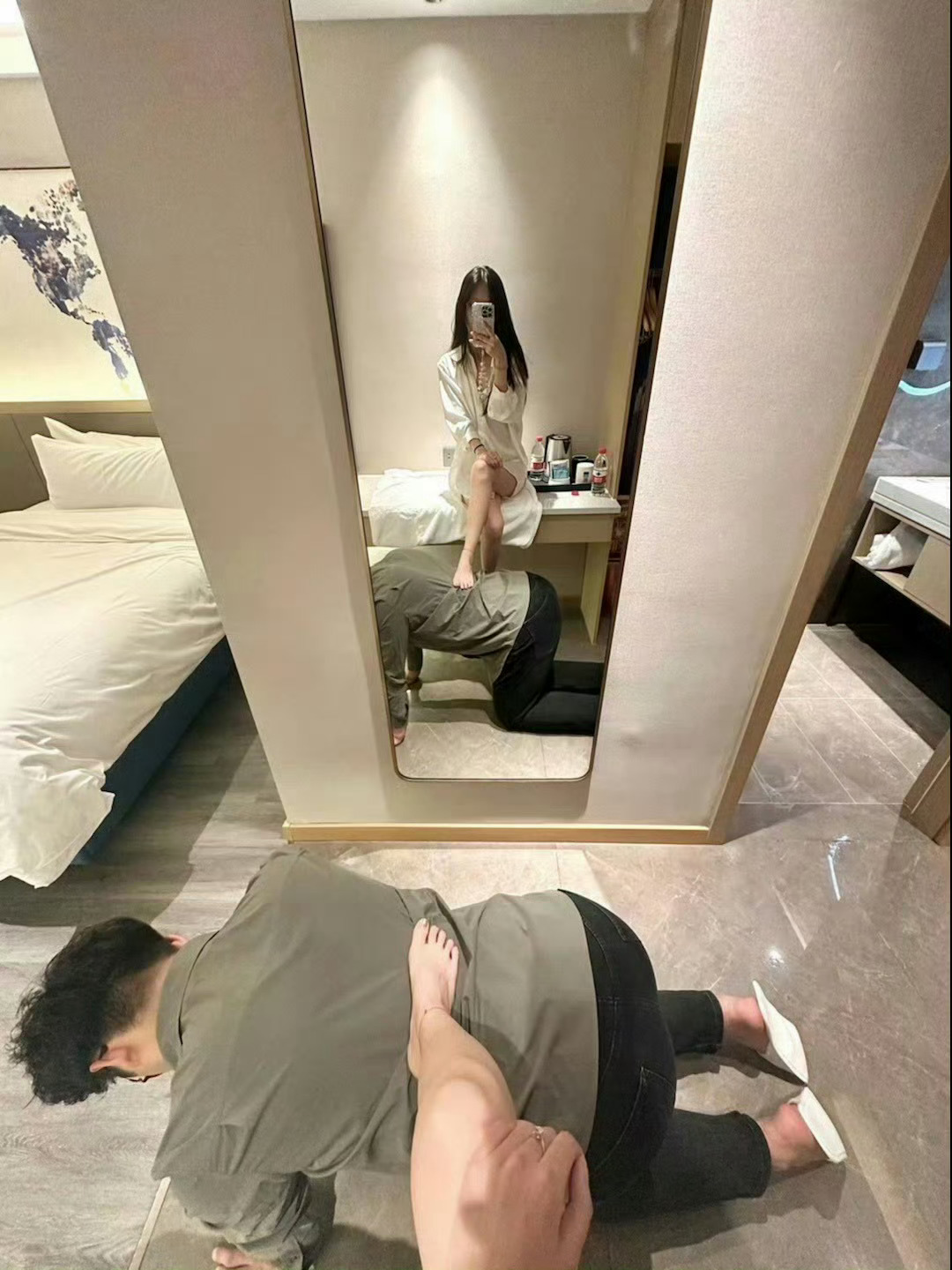 一张图证明你谈的弟弟有多香 这里丫4